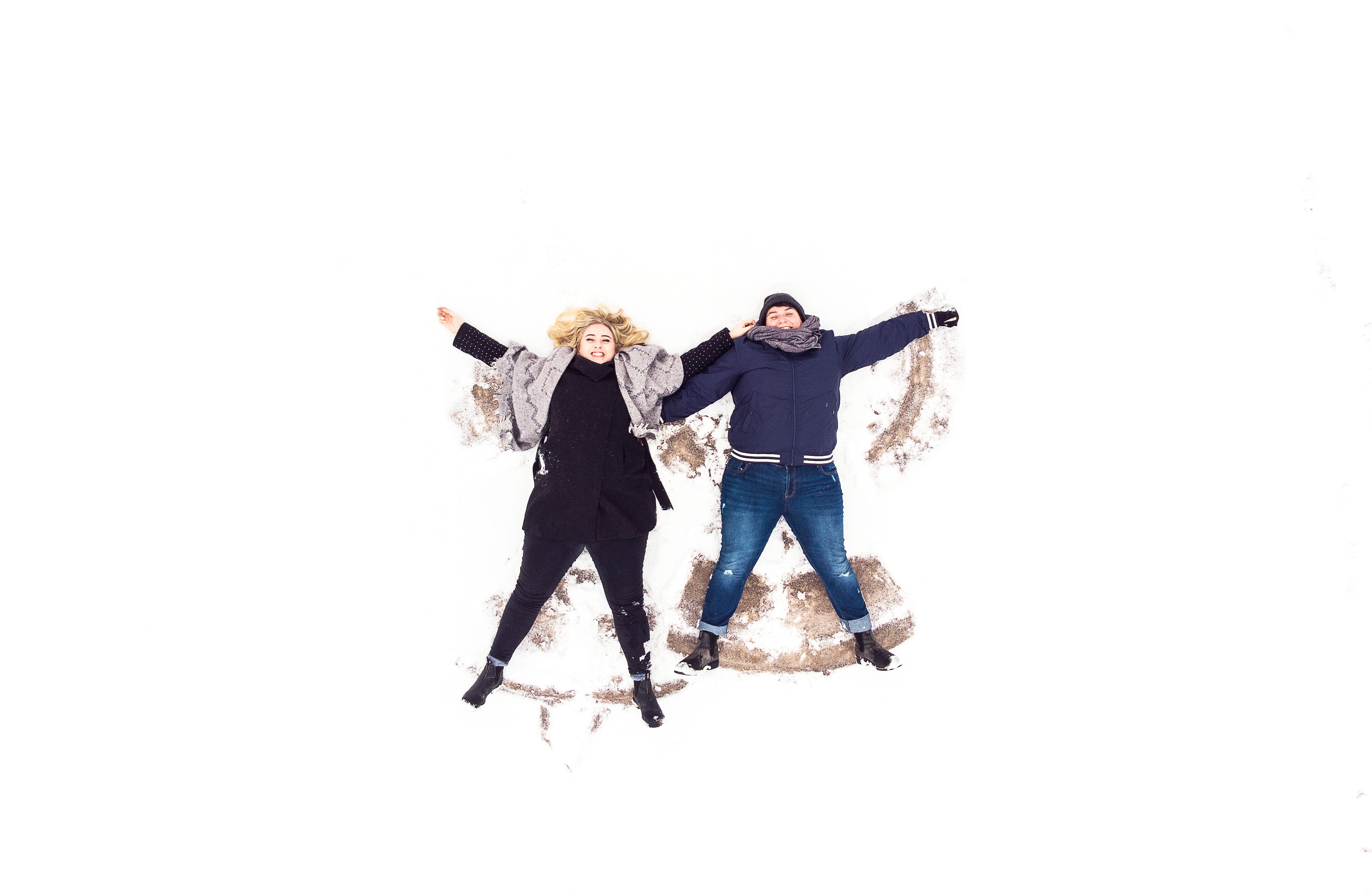 files/two-women-on-their-backs-in-the-snow.jpg